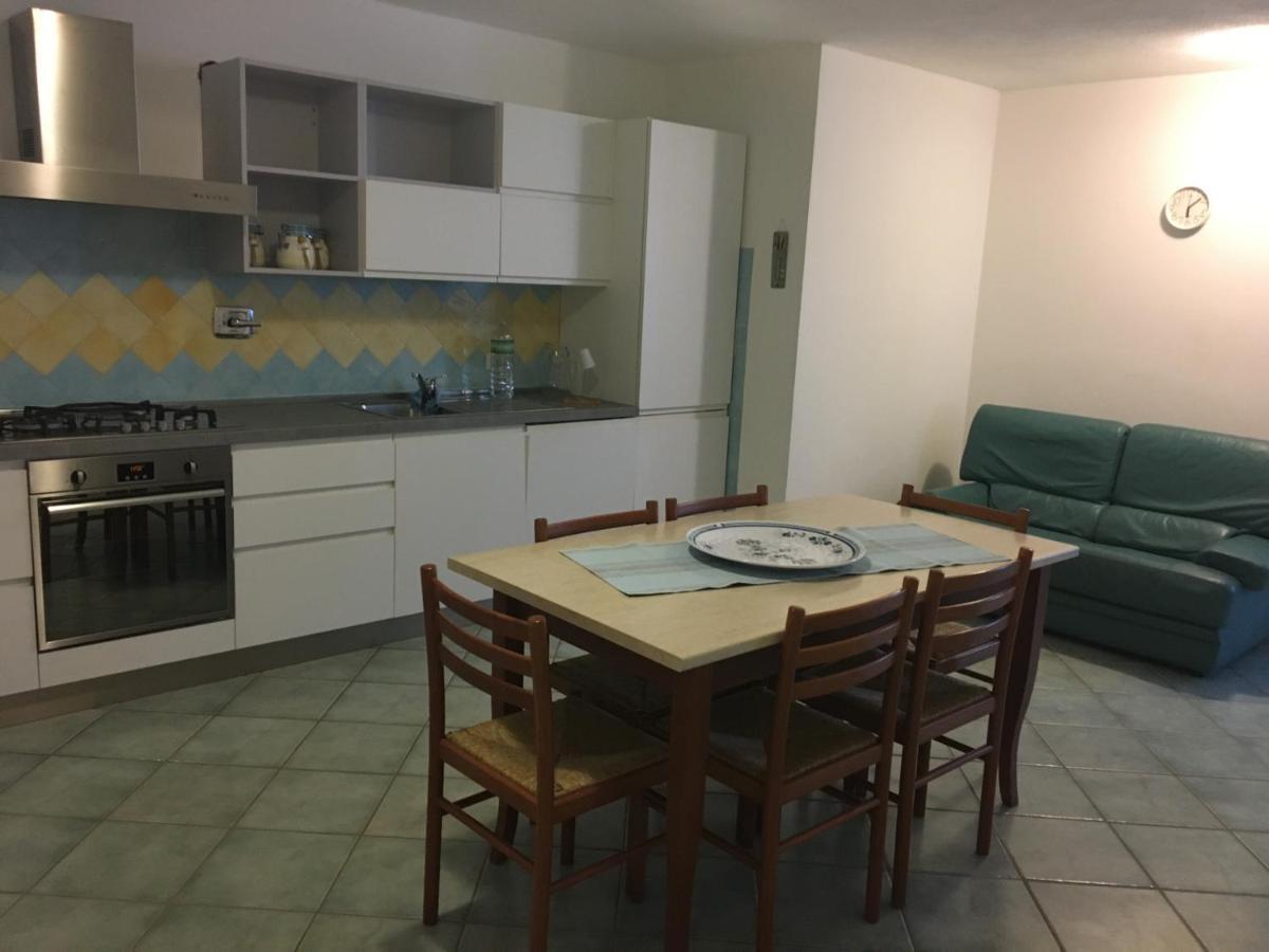 Taverna Appartamento Arzachena Esterno foto