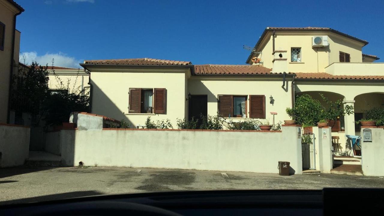 Taverna Appartamento Arzachena Esterno foto