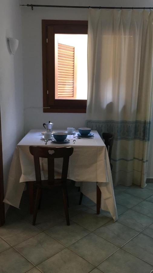 Taverna Appartamento Arzachena Esterno foto